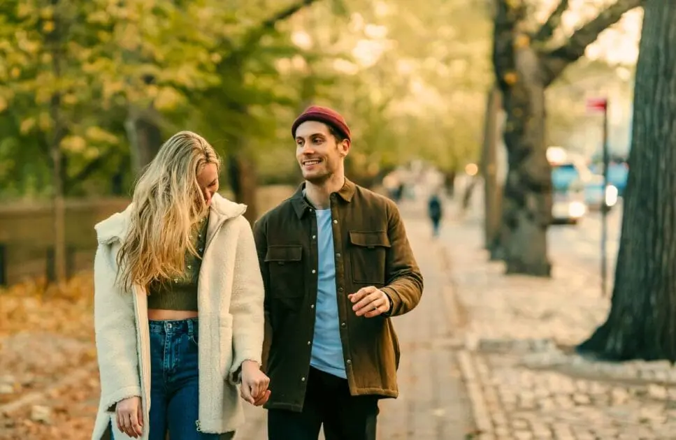 Couple walking on the city street. Marriage and Couples Counseling. Osteopath Carina. Brisbane Livewell Clinic