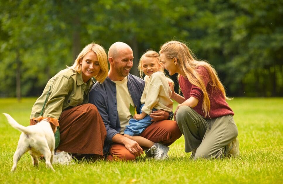 What You Need To Know About Food Intolerance 5 Family enjoying time together outdoors. What you need to know about Food Intolerance. Brisbane Livewell Clinic