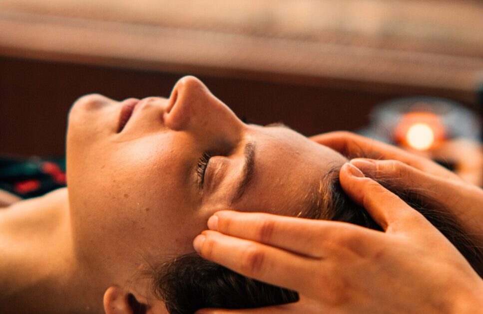 Brisbane Livewell Clinic | Naturopath Brisbane, Wellness Centre, Natural Therapies & Allied Health 21 Close-up of a woman getting an Indian Head Massage. What is Indian Head Massage. Naturopath. Wellness Centre. Head Massage Near Me. Brisbane Livewell Clinic